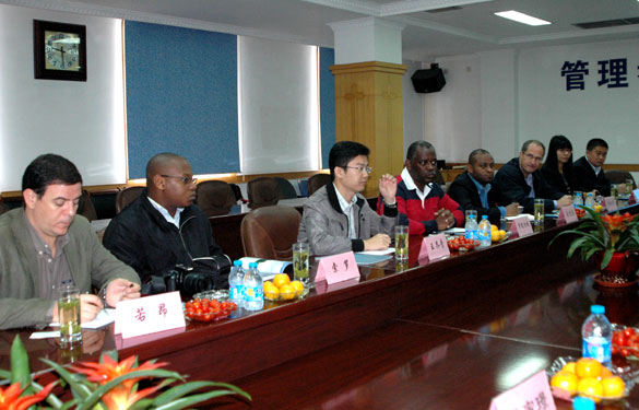 安哥拉国家旅游生长中心考察团来ag真人国际集团旅行考察