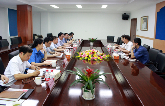 省统计局党组成员、省地方统计视察局局长王当龄来ag真人国际电缆调研