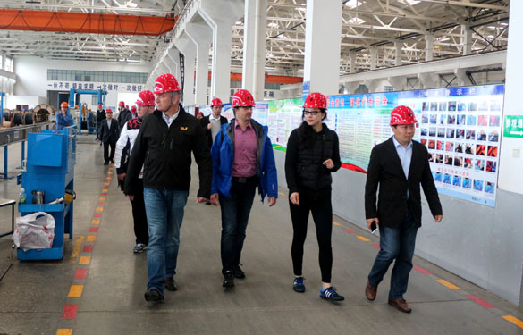 2016年4月27日，，，，，德国富尔达代表团来ag真人国际电缆旅行考察