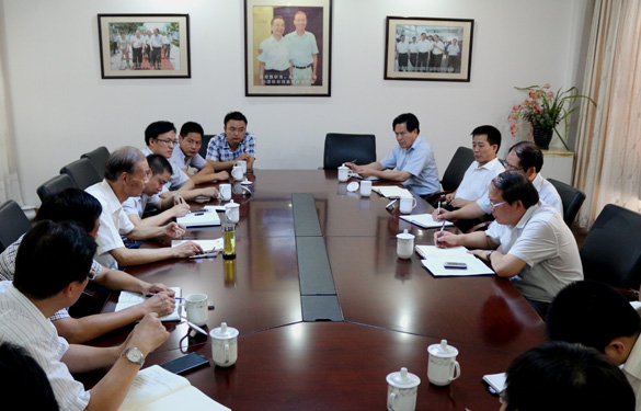 常州市副市长王成斌来ag真人国际集团调研