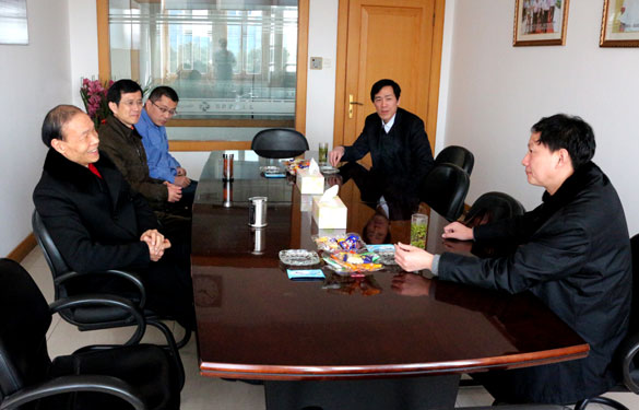 溧阳市地税局局长鞠嘹亮一行来ag真人国际集团走访