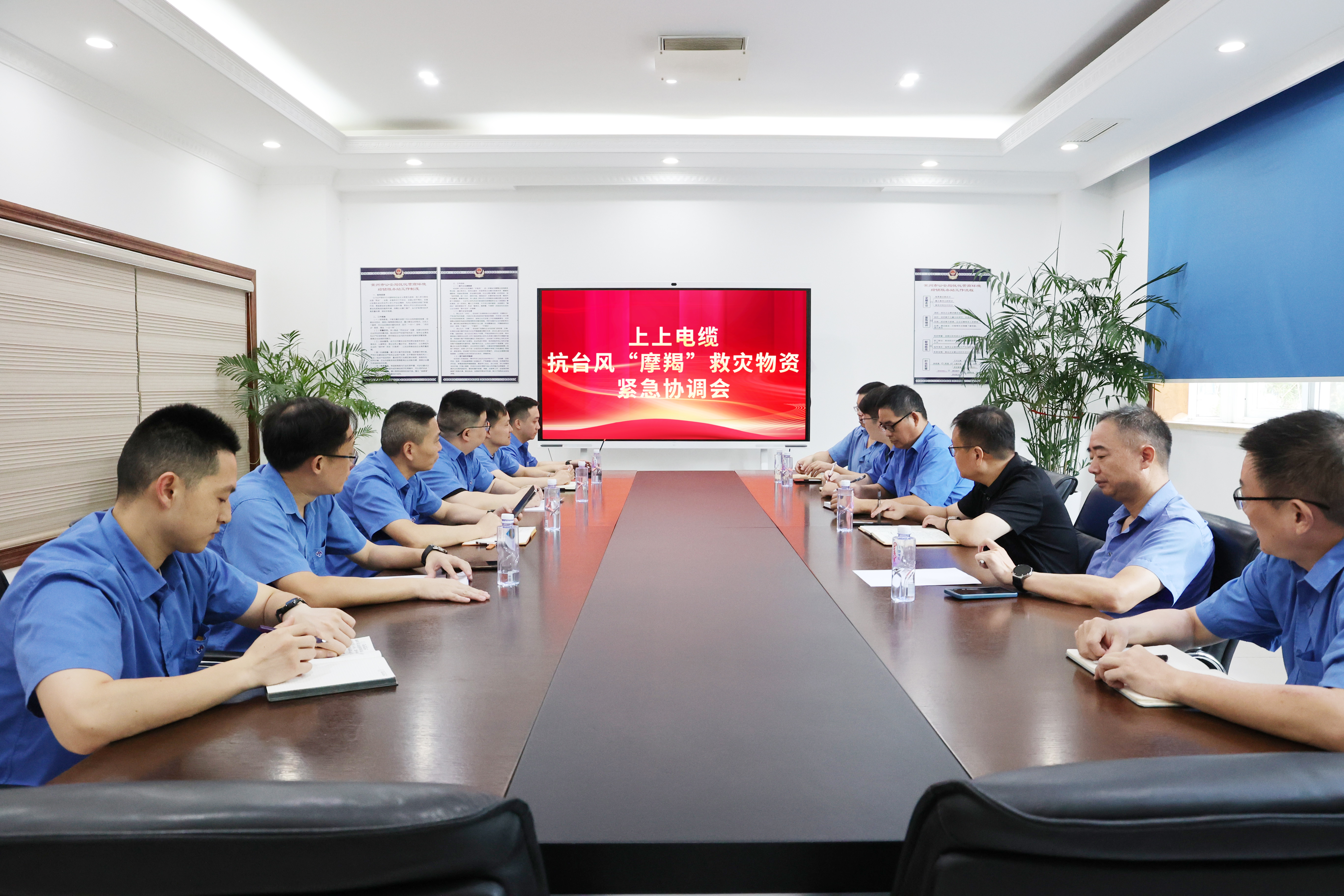 ag真人国际电力物资紧迫运往海南